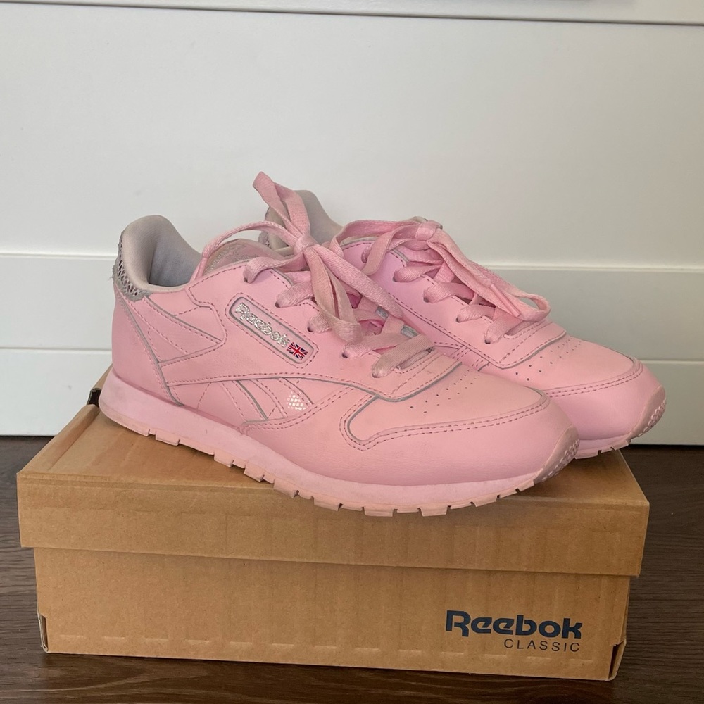 Reebok classics